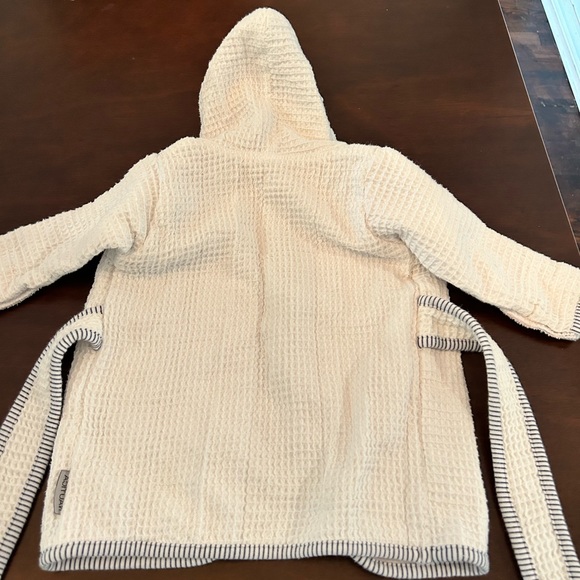 Nautica Baby's Infant White Hooded Robe Sailboat Accented on Front; 0-9mo - Picture 6 of 8